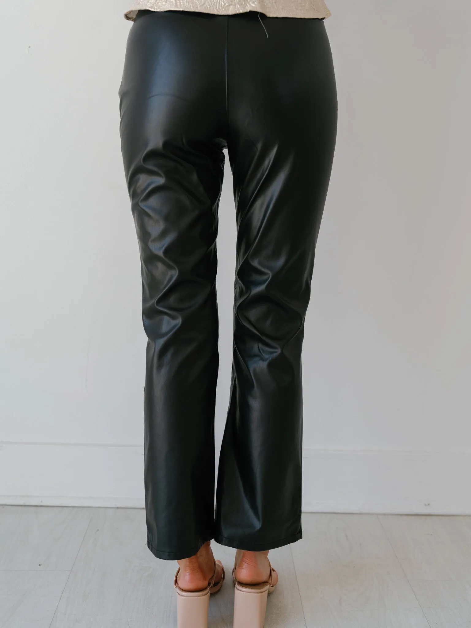 Business Chic Flare Cropped Pants