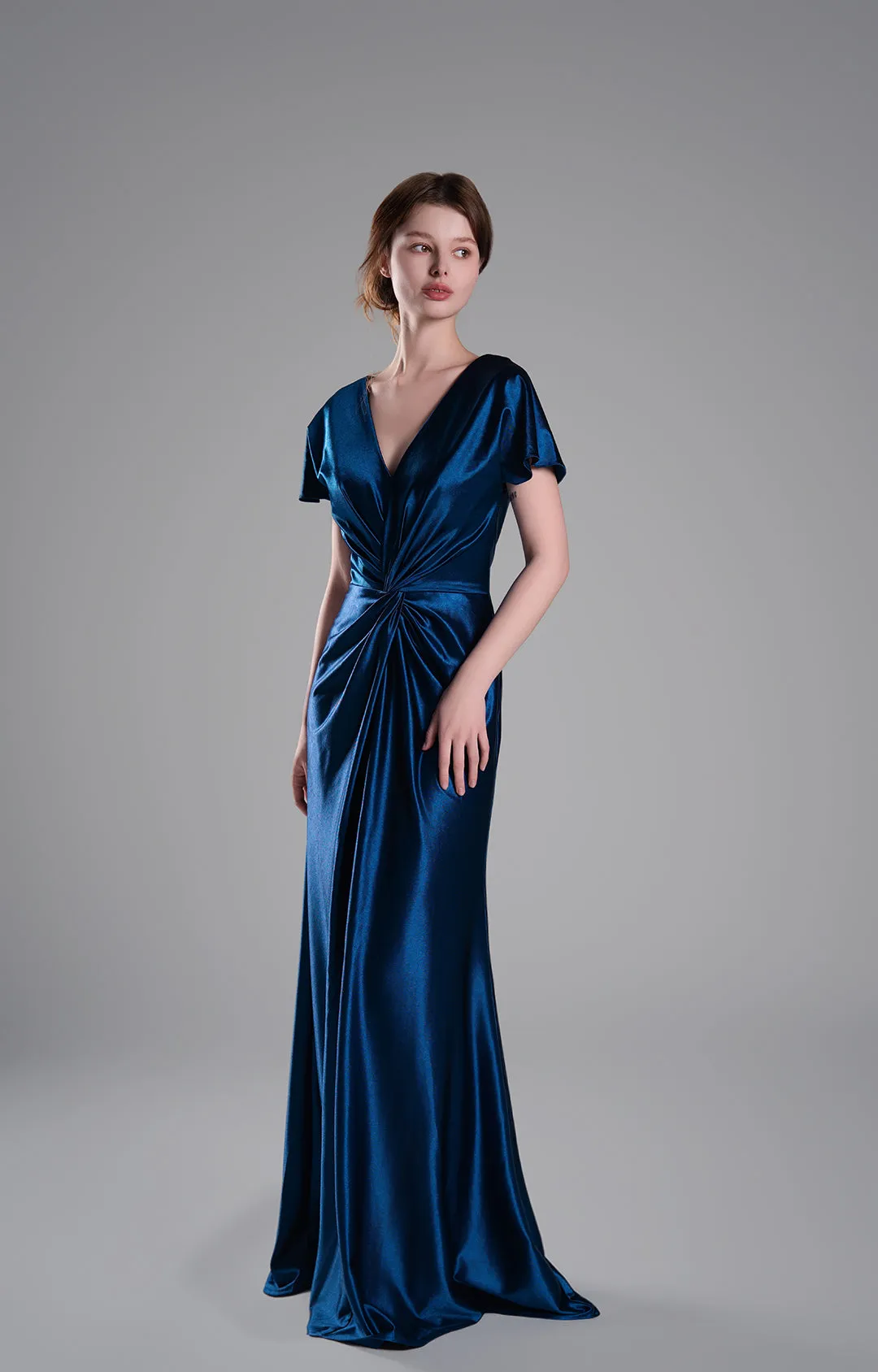 Elegant Pleated V-Neck Flowing Silhouette Satin Dresses