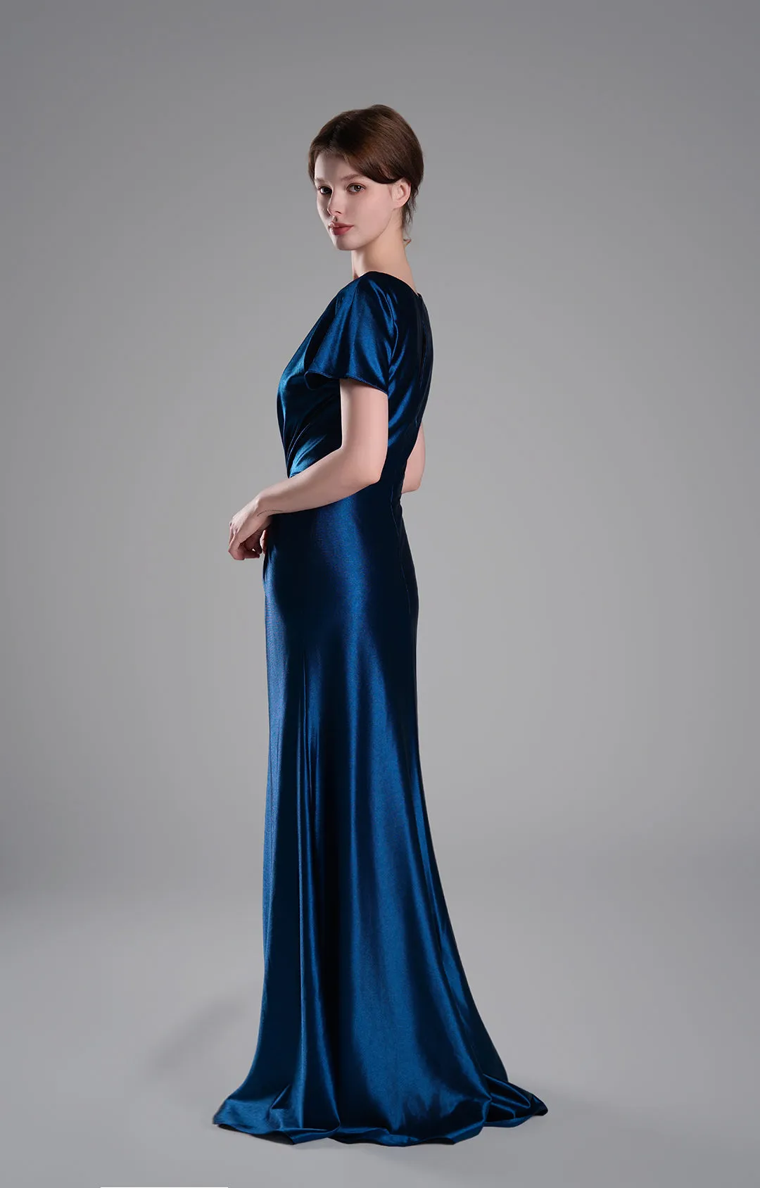 Elegant Pleated V-Neck Flowing Silhouette Satin Dresses