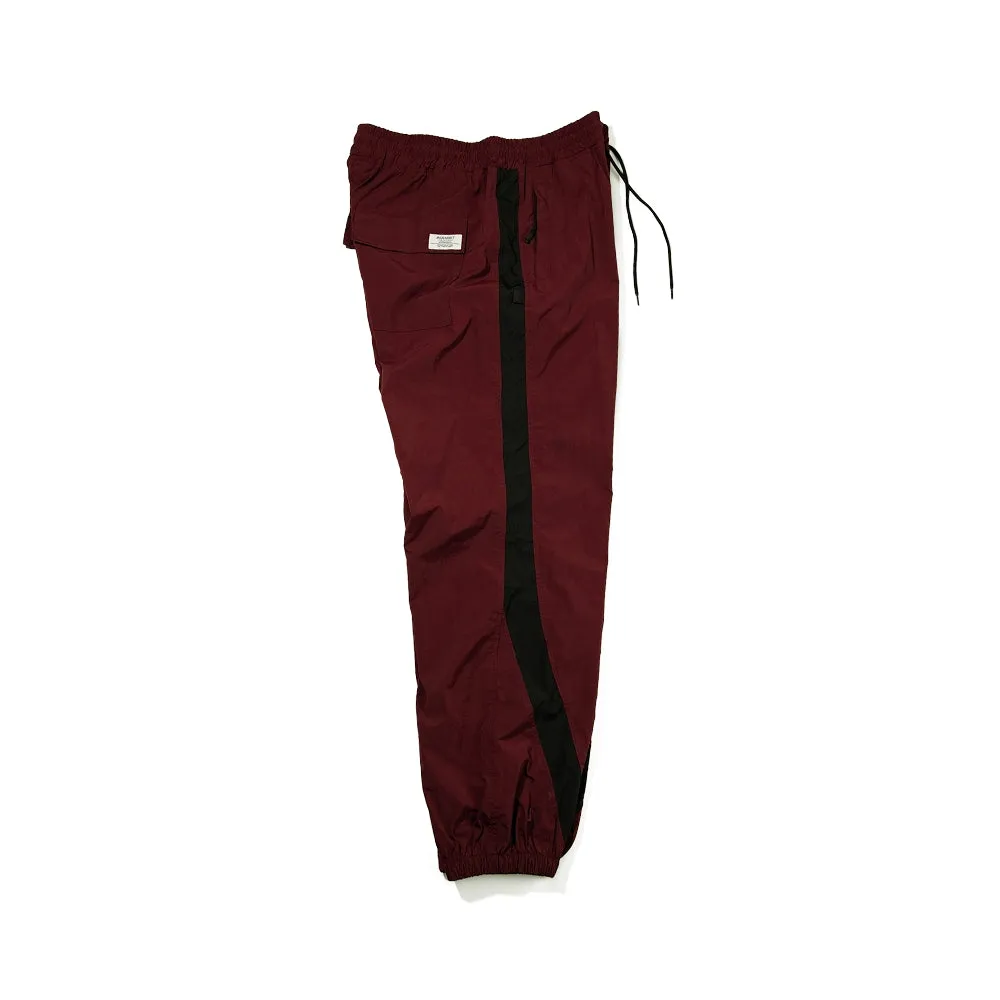 LIGHTWEIGHT LOGO JOGGER PANTS BURGUNDY