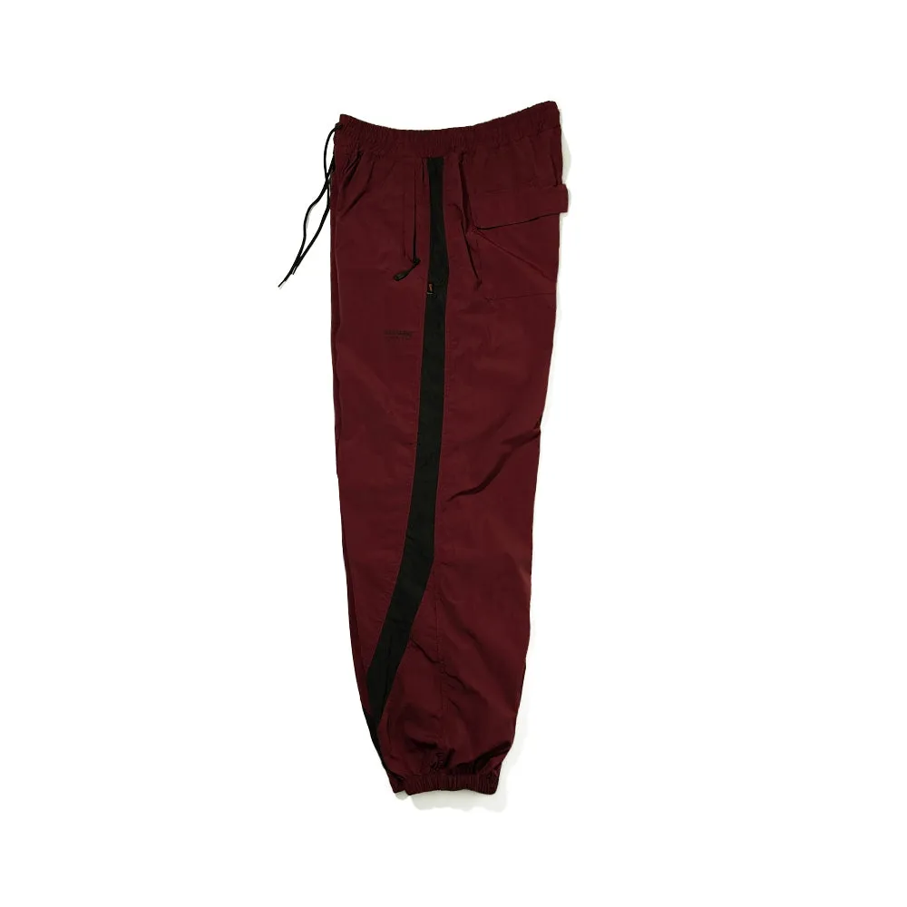 LIGHTWEIGHT LOGO JOGGER PANTS BURGUNDY