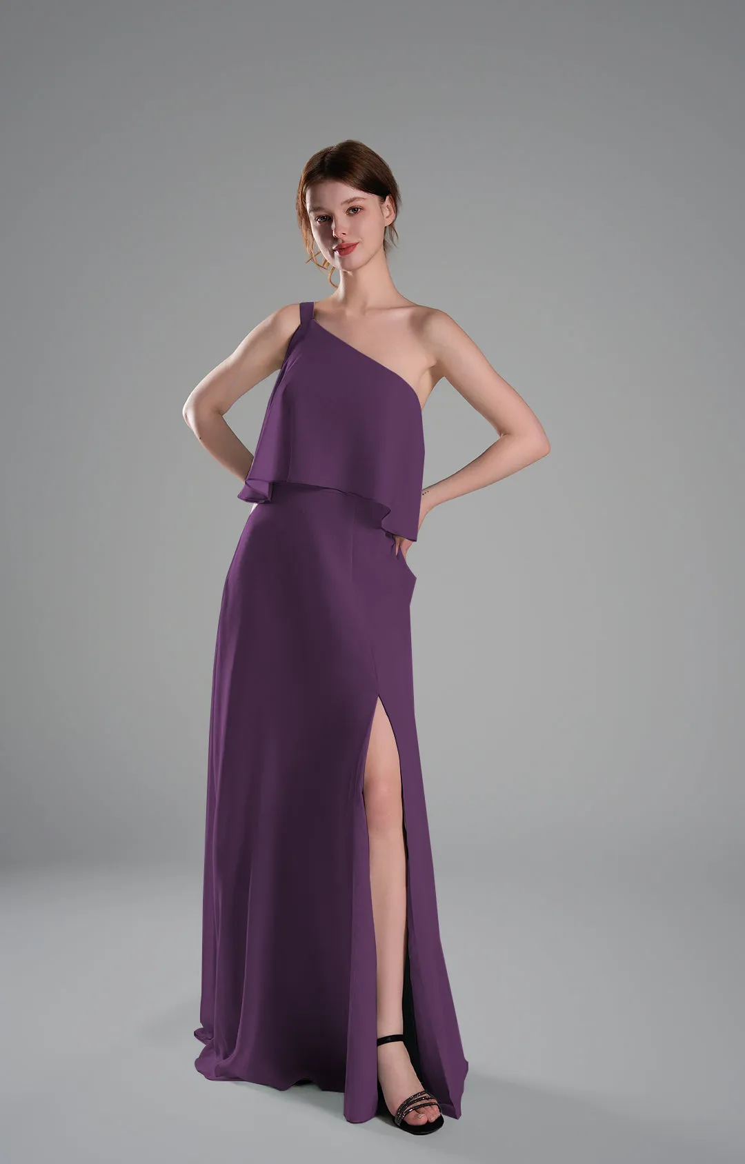 One-Shoulder Pleated Side Slit Flowing Dresses