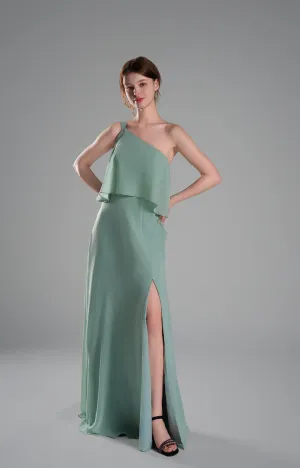 One-Shoulder Pleated Side Slit Flowing Dresses