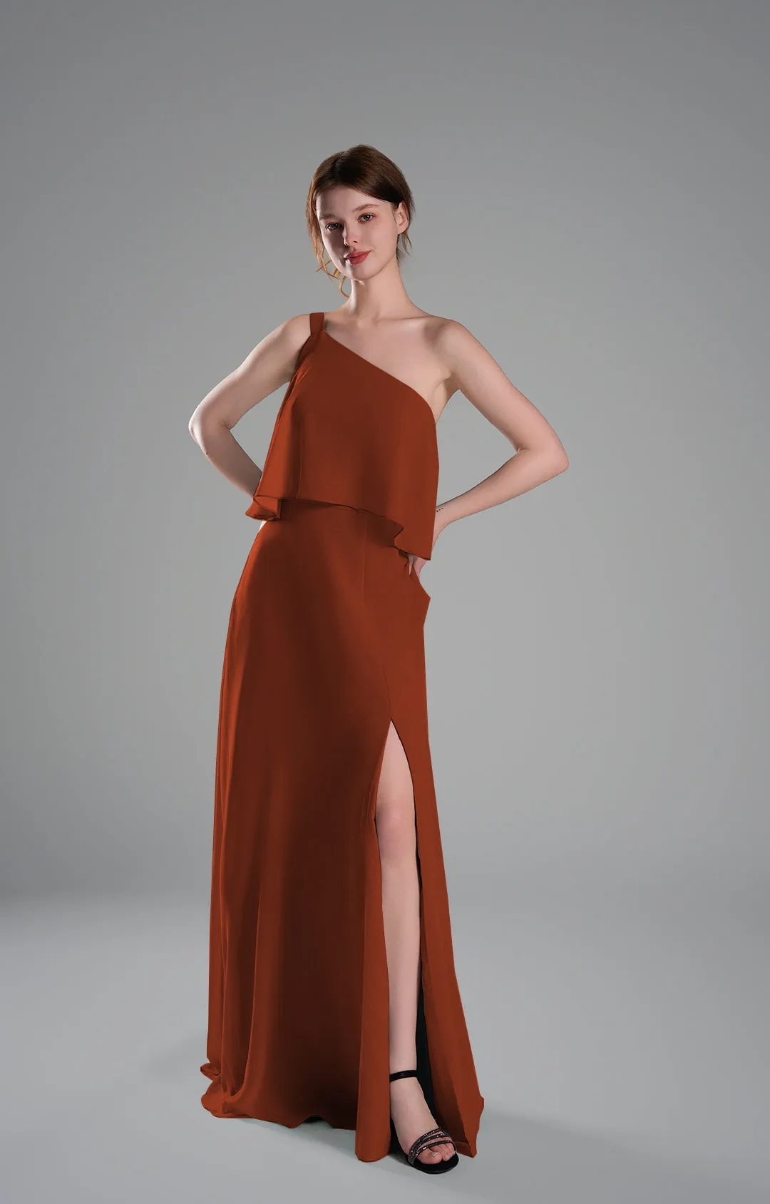 One-Shoulder Pleated Side Slit Flowing Dresses