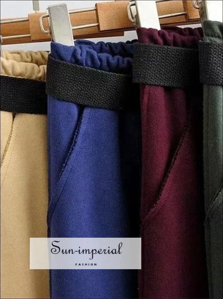 Sun-imperial Women beige Elasticated Waist Pintuck Sweatpants with Pockets Details Lightweight Cargo