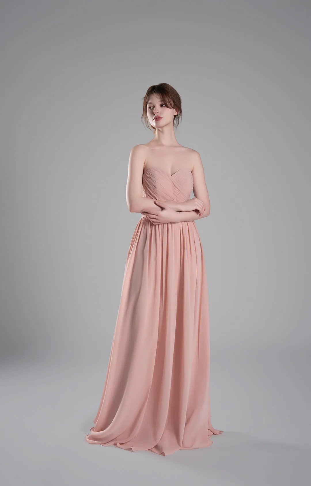 Sweetheart Neck Pleated Flowing A-Line Silhouette Dresses