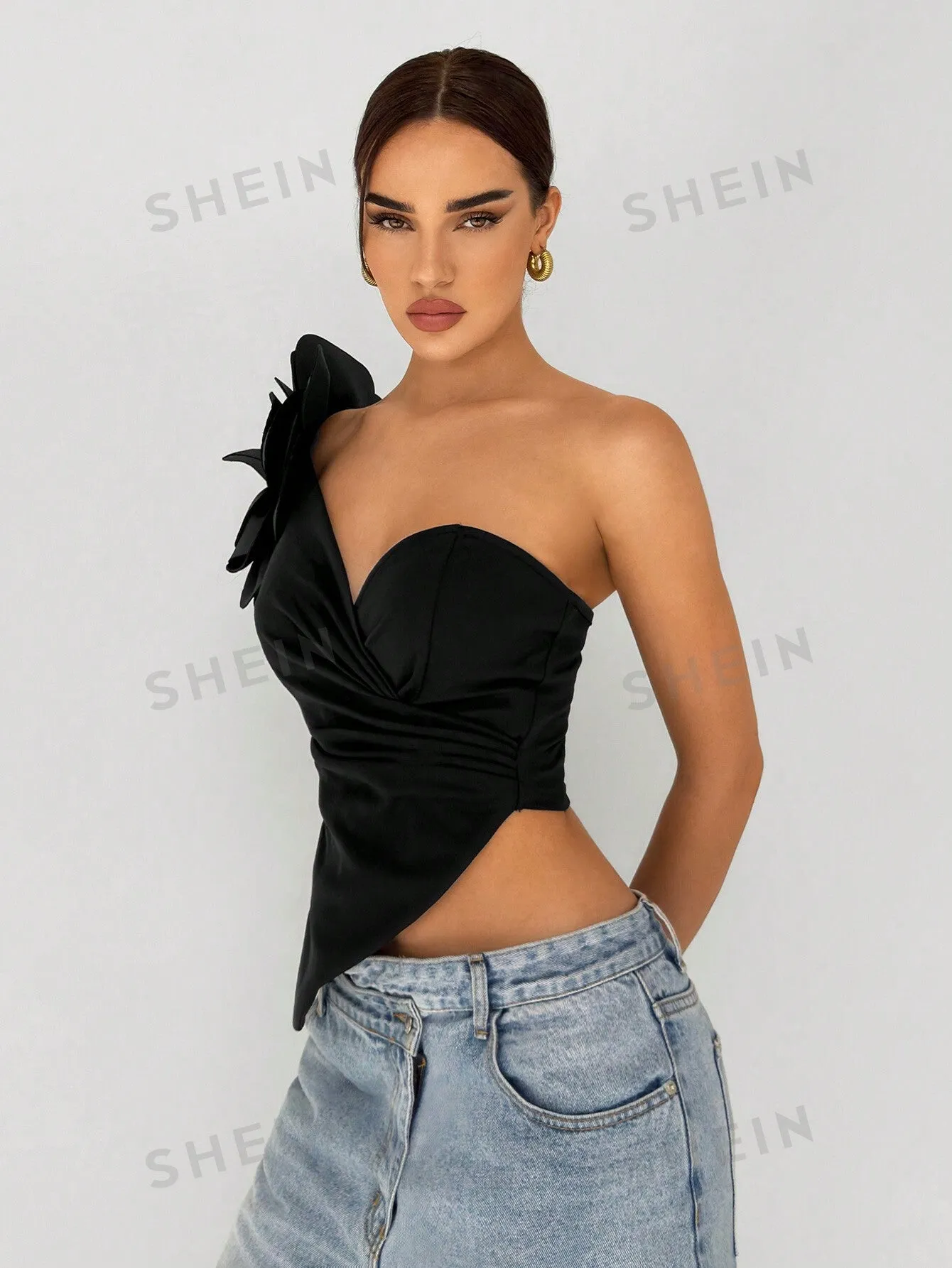 Women's Elegant One Shoulder 3D Flower Decorated Asymmetric Hem Black Top